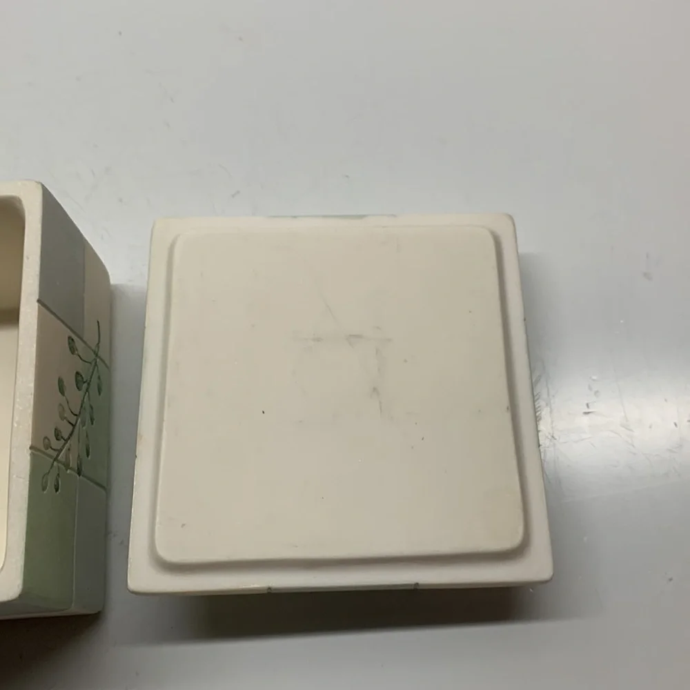 Croscill Rainier Everest trinket lidded box cotton balls Q-tips bathroom vanity